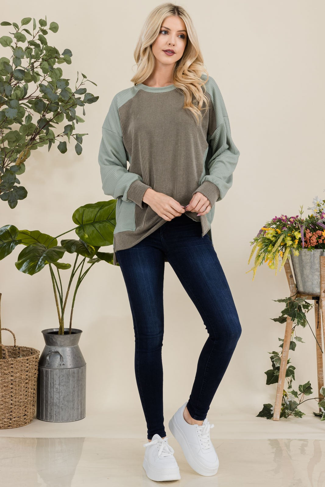 Celeste Painted Moments High-Low Contrast Round Neck Sweatshirt in Sage