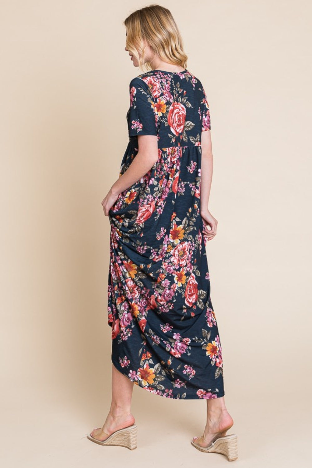 BOMBOM Follow Me There Floral Short Sleeve Maxi Dress