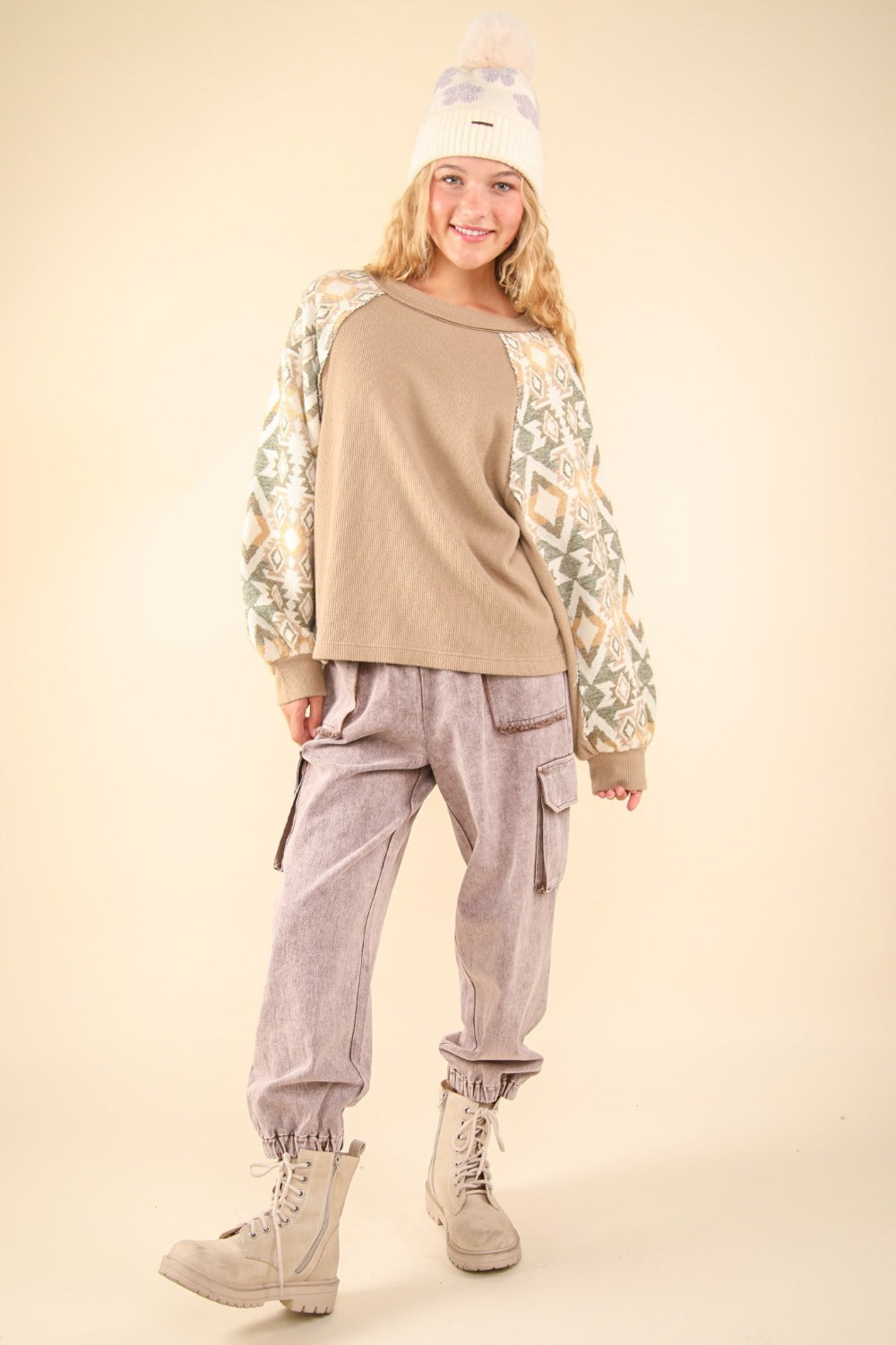 VERY J Steal The Show Printed Long Sleeve Knit Top in Taupe