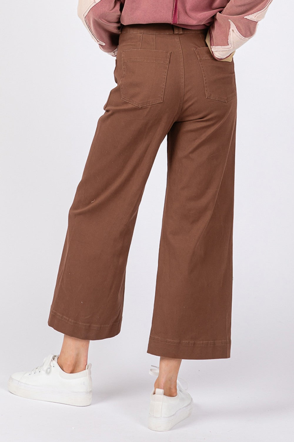 SAGE + FIG Annette Wide Leg Cropped Pants in Mocha