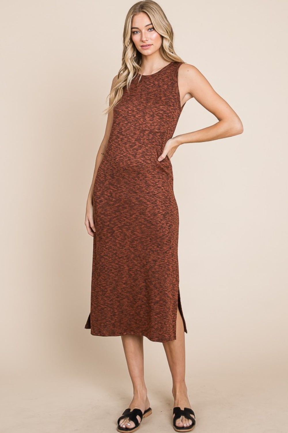 BOMBOM For The Night Slit Sleeveless Midi Dress in Rust