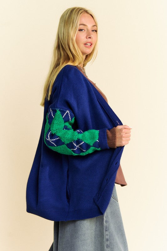 Davi & Dani Cute & Argyle V-Neck Dropped Shoulder Cardigan in Navy