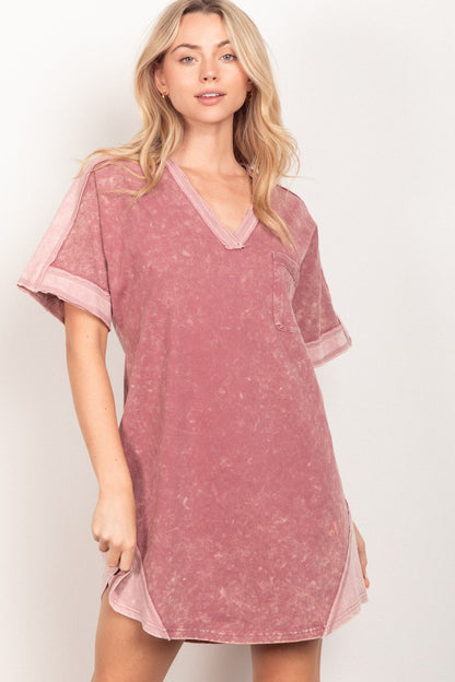 VERY J Wildflower Short Sleeve V-Neck Tee Dress