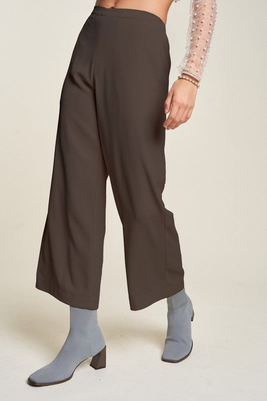 Davi & Dani Wide Awake Wide Leg Mid-Rise Pants in Chocolate
