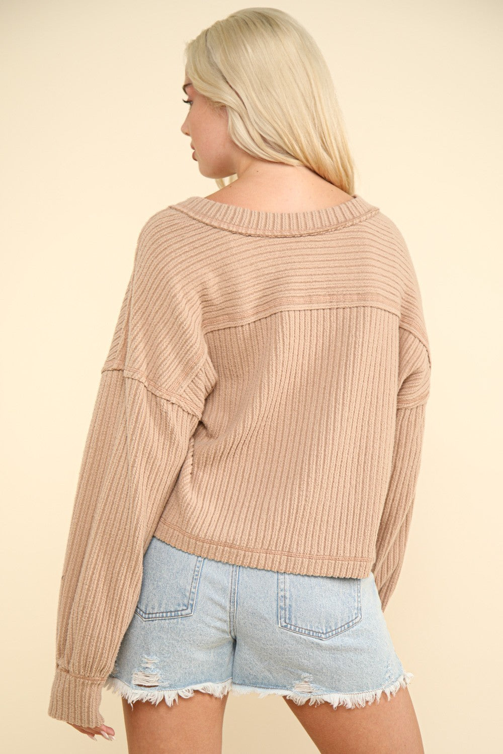 VERY J Knit Happens Exposed Seam V-Neck Ribbed Knit Top in Mocha