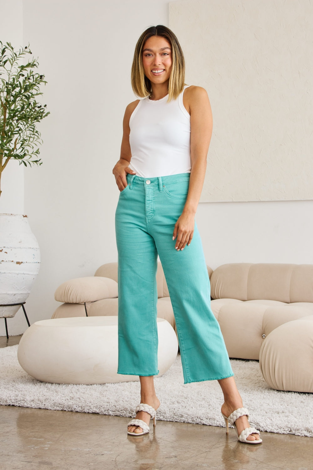 RFM Chloe Tummy Control High Waist Raw Hem Crop Jeans in Island Green