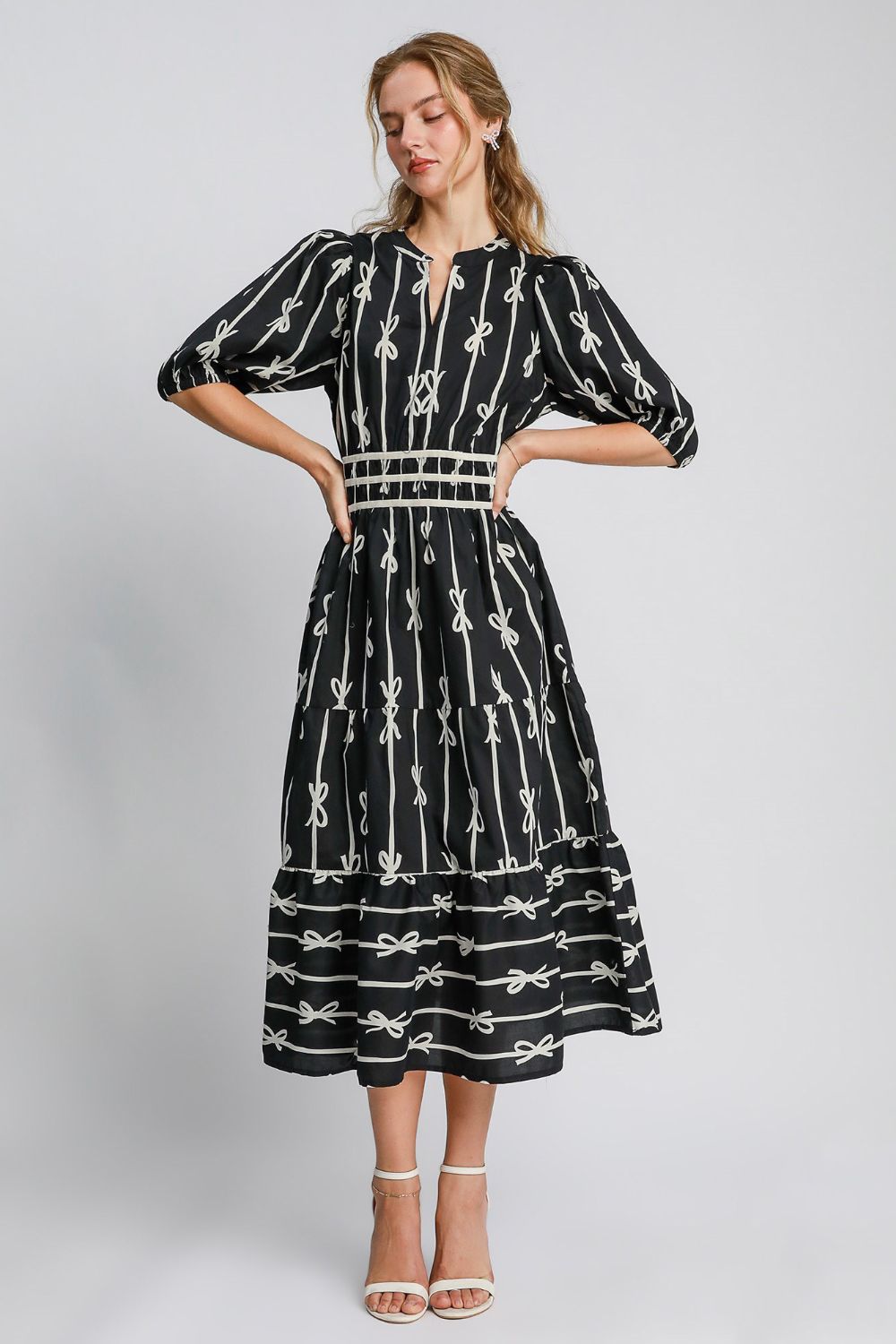 Umgee When Life Gives You Bow Ties Print Notched Neck Contrast Velvet Trim Midi Dress in Black