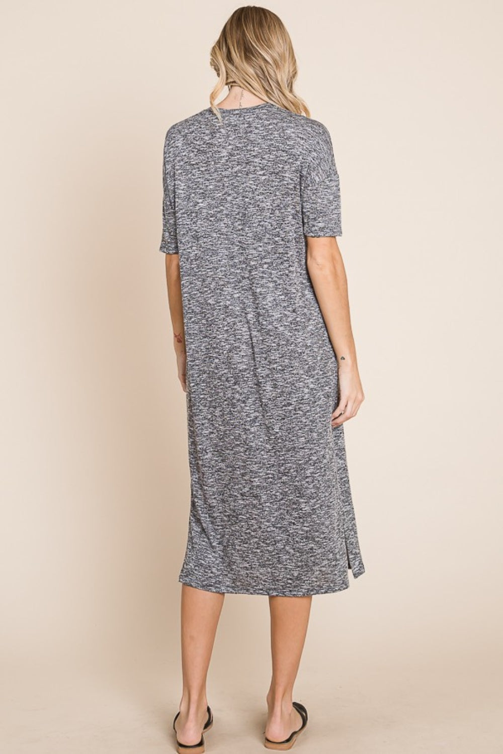 BOMBOM For The Evening Slit Round Neck Half Sleeve Midi Dress in Grey