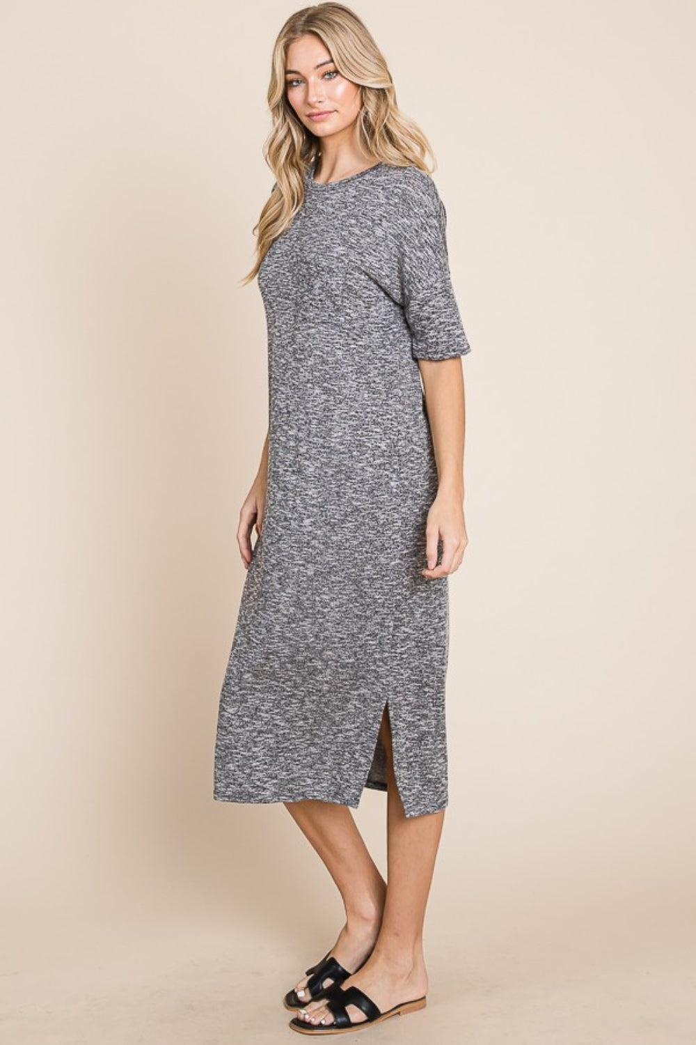 BOMBOM For The Evening Slit Round Neck Half Sleeve Midi Dress in Grey