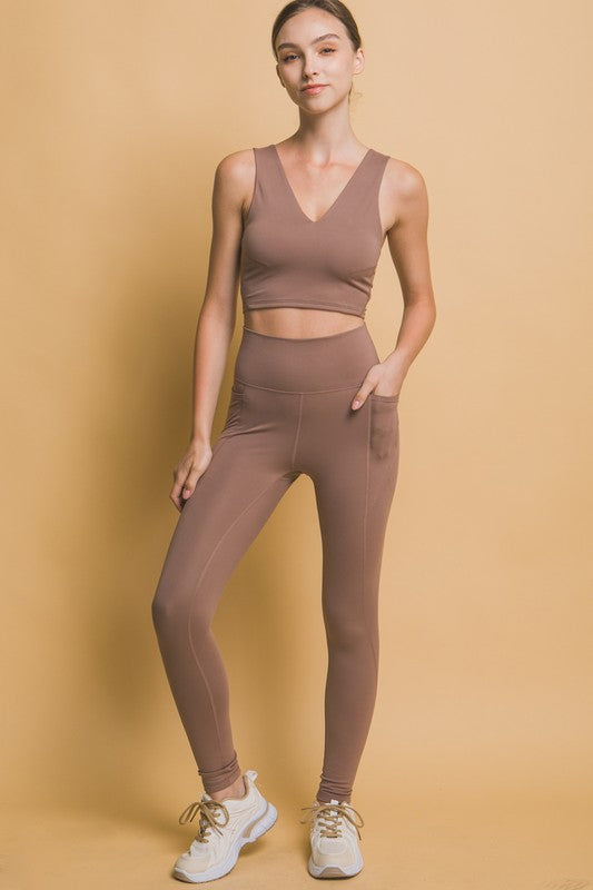 Love Tree In Slay Mode High Waist Leggings with Side Pockets in Taupe