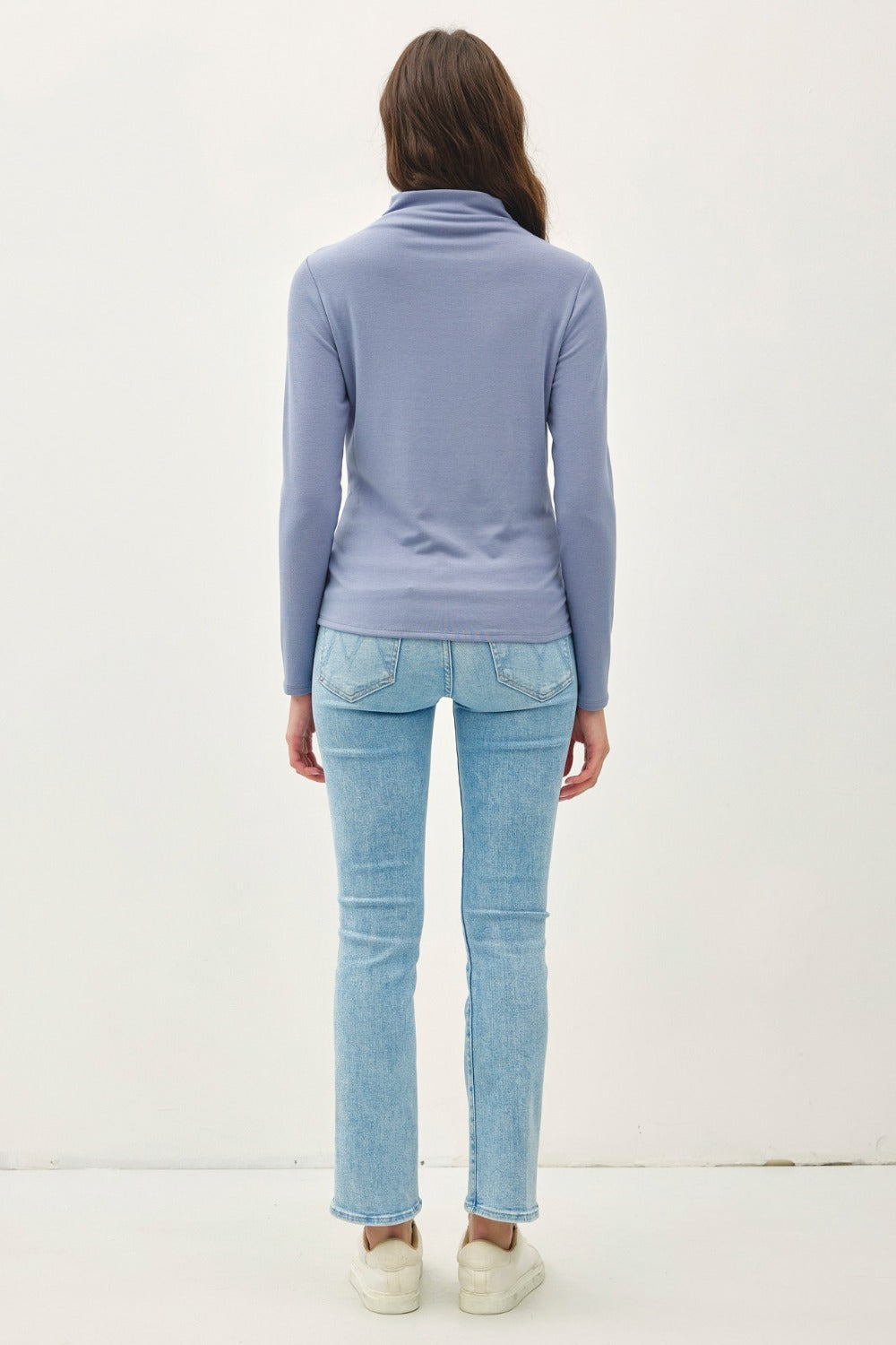 Be Cool Finding My Balance Mock Neck Long Sleeve T-Shirt in Vintage Blue