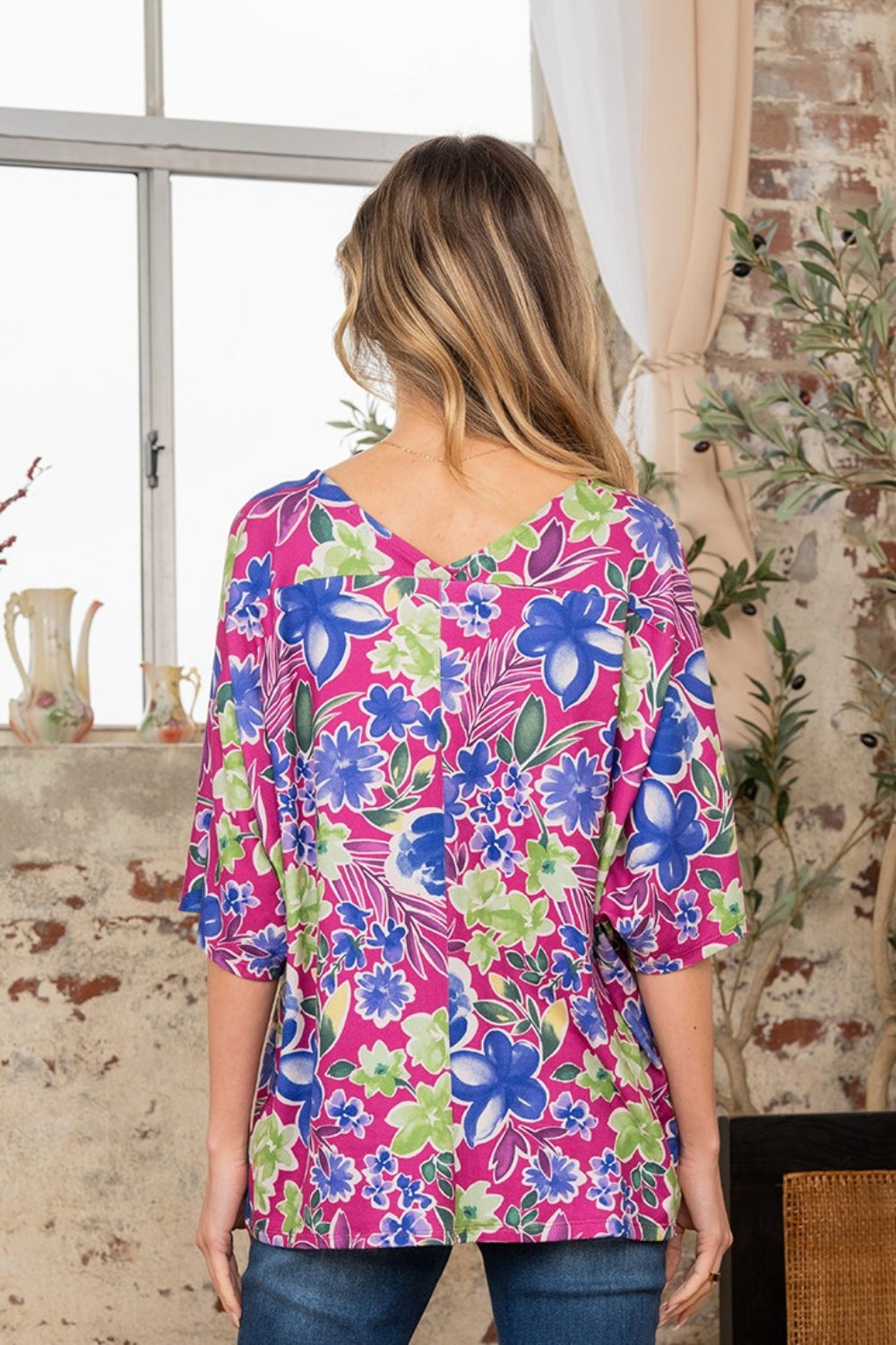 Sew In Love Fresh-Cut Flowers V-Neck Half Sleeve Floral Top