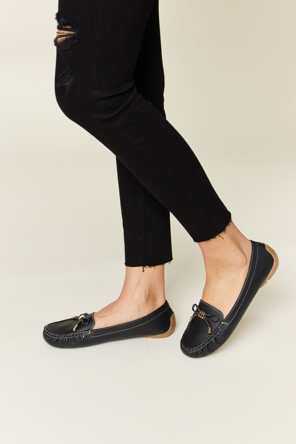 Forever Link Keep It Stepping Slip On Bow Flats Loafers in Black