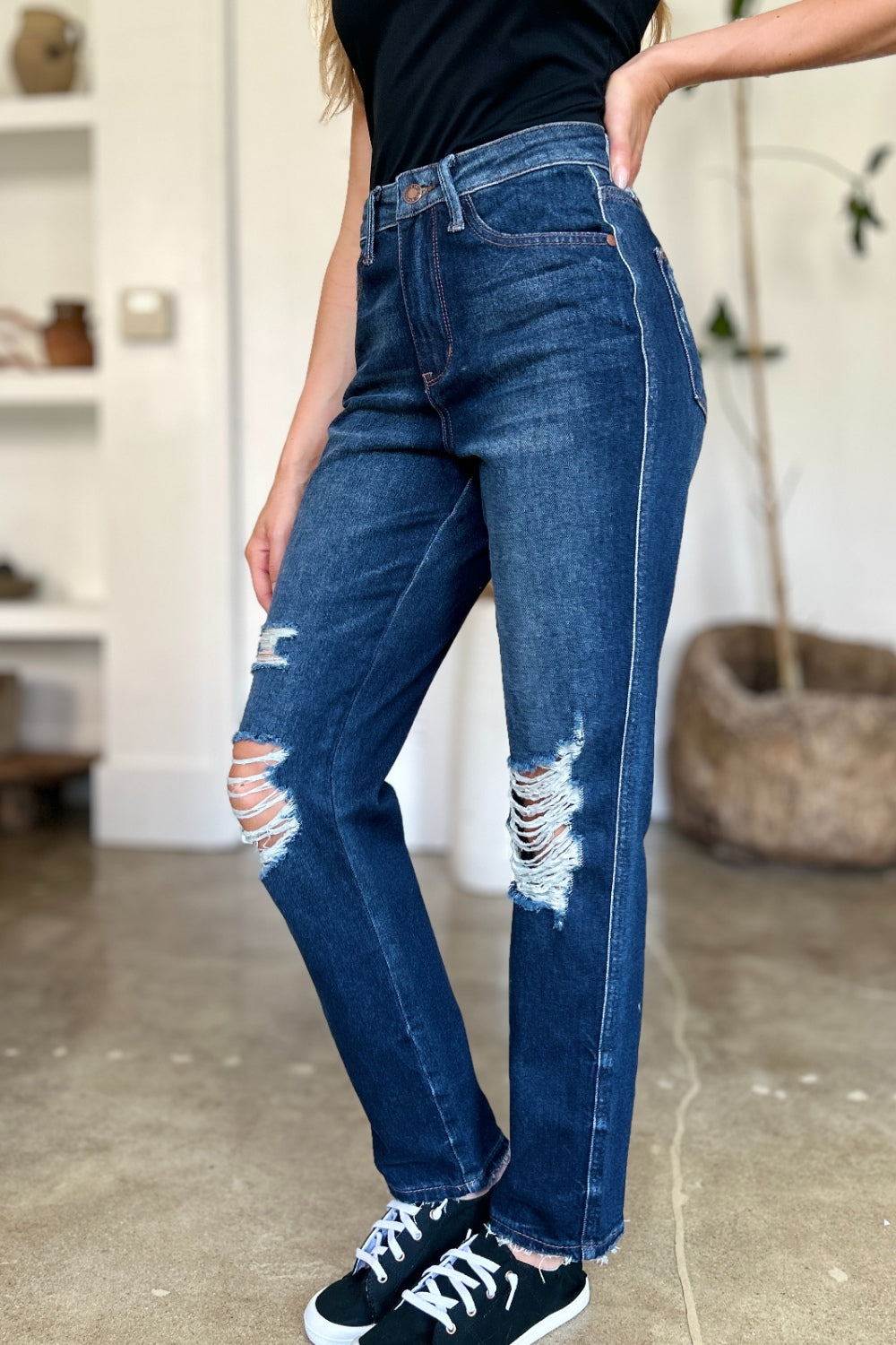 Judy Blue Nana High Waist Rigid Magic Heavy Destroy Straight Jeans