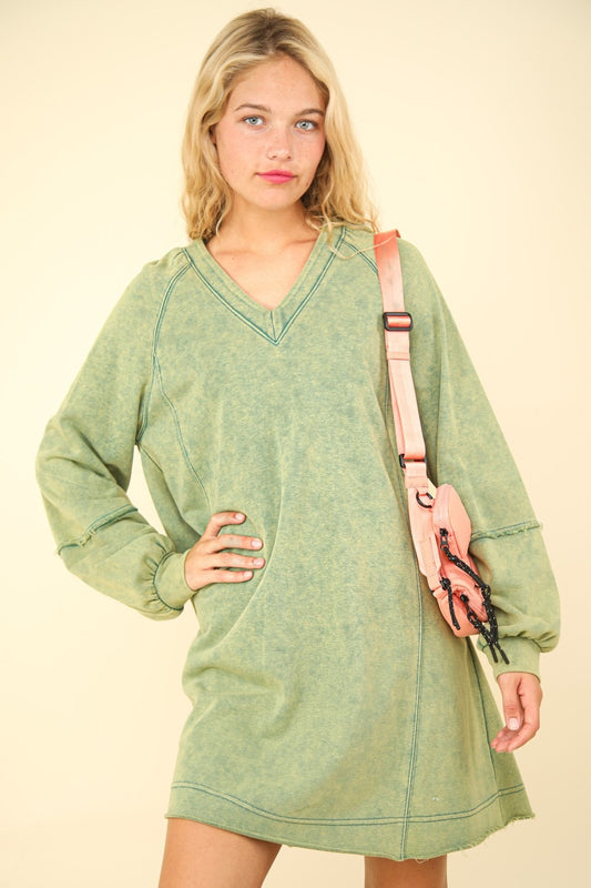 VERY J Oversized Memories Mineral Washed Oversized A-Line Mini Dress in Forest