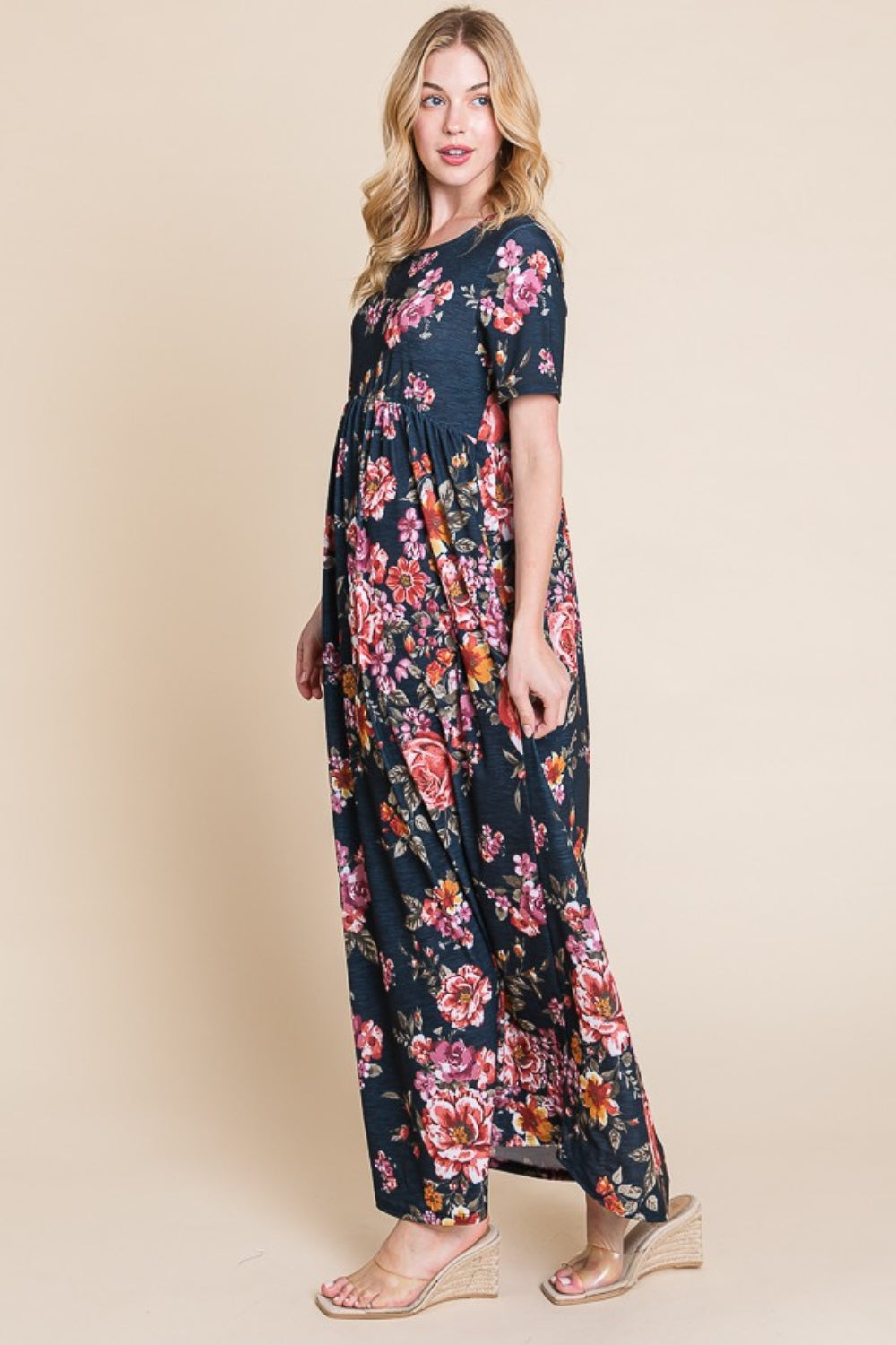 BOMBOM Follow Me There Floral Short Sleeve Maxi Dress