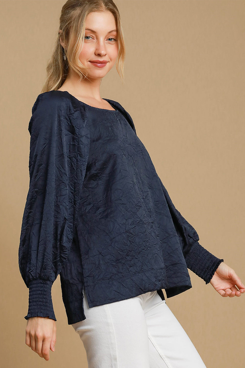 Umgee Perfectly Imperfect Wrinkled Lantern Sleeve Blouse in Navy