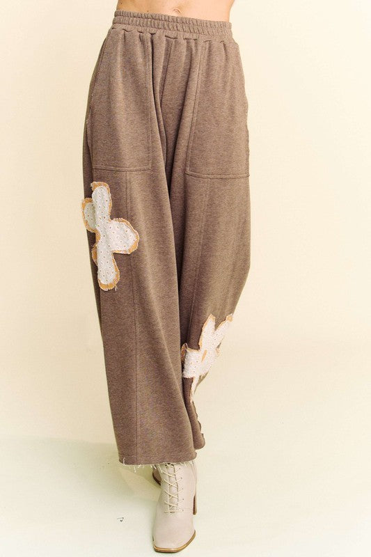 Davi & Dani Blushing Wild Flower Patch Elastic Waist Wide Leg Pants