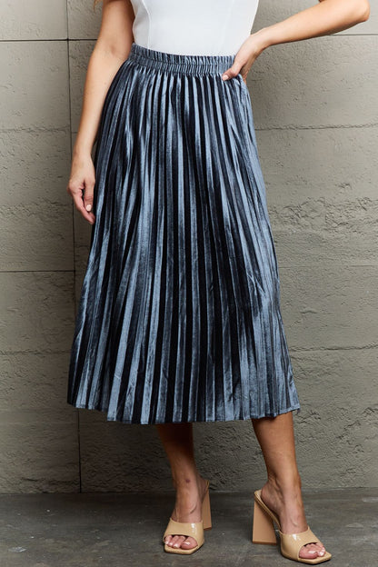 Ninexis A Little Bit Of Attitude Accordion Pleated Flowy Midi Skirt in Cloudy Blue