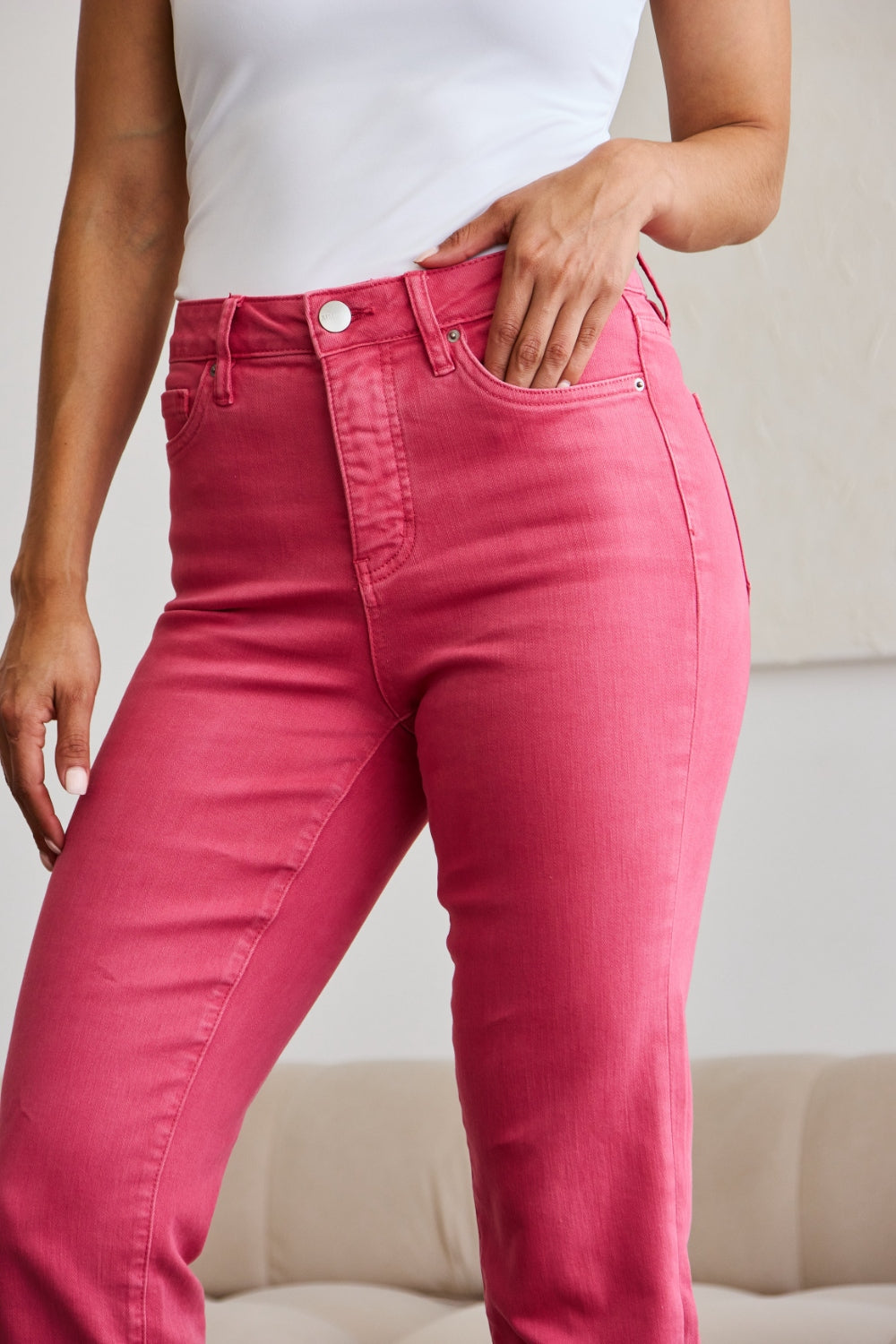 RFM Dylan Tummy Control High Waist Raw Hem Crop Jeans in Sunkissed