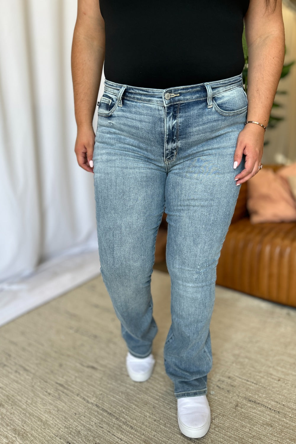 Judy Blue Farrah Medium Rise Bootcut Jeans