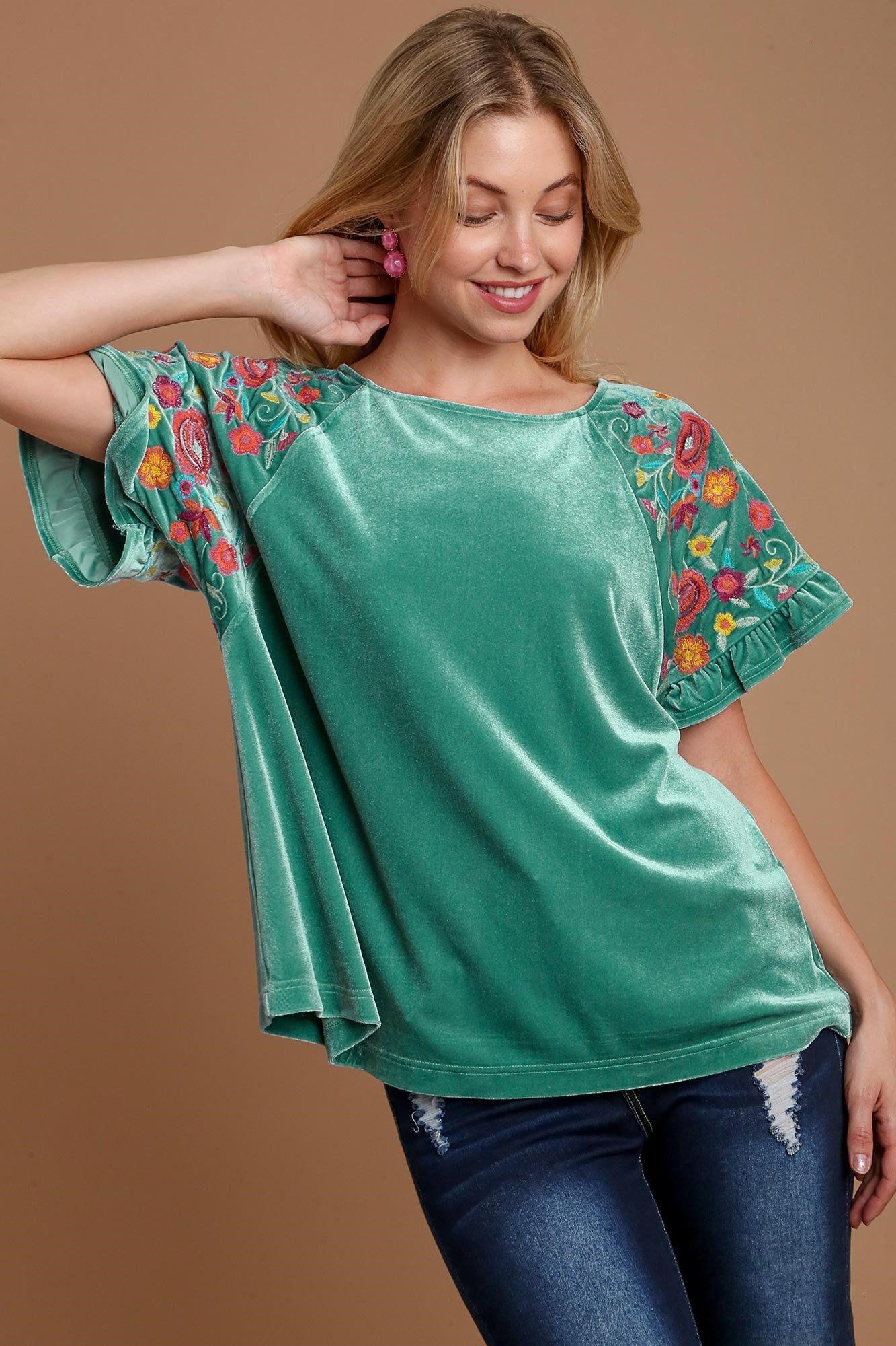 Umgee Tells A Story Velvet Embroidery Short Sleeve Blouse in Turquoise