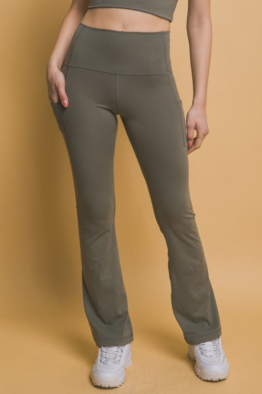 Love Tree First Class High Waist Flare Active Leggings with Side Pockets in Moss