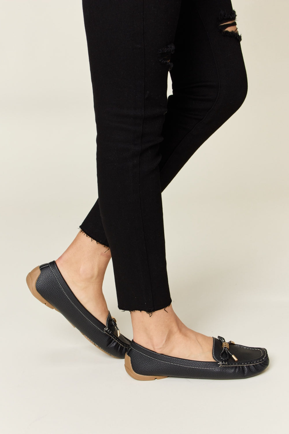 Forever Link Keep It Stepping Slip On Bow Flats Loafers in Black