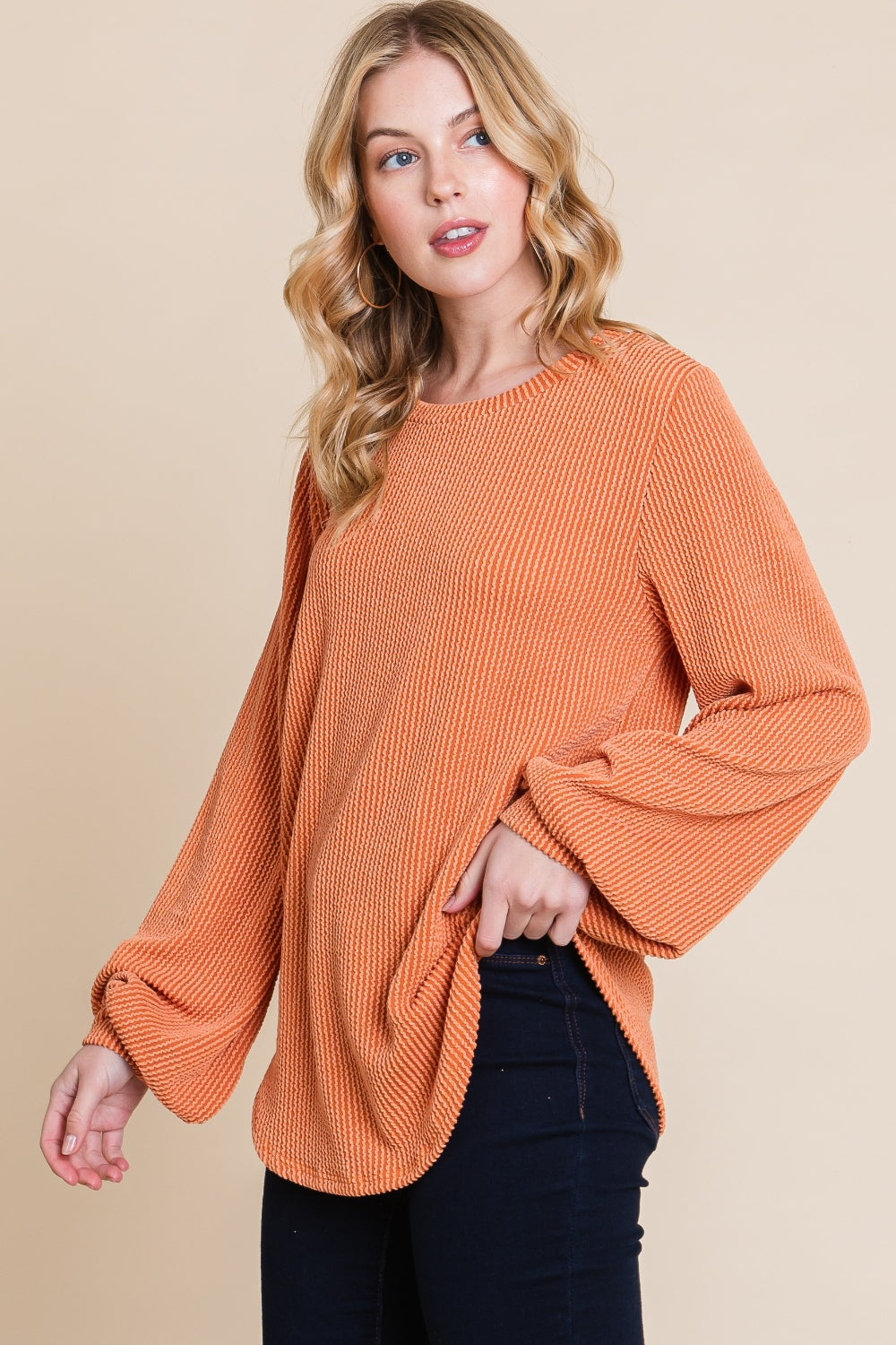 BOMBOM Chasing Dreams Long Sleeve Curved Hem Ribbed T-Shirt in Pumpkin