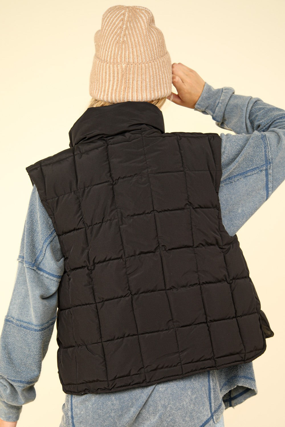 VERY J In Puffer Haven Zip Up Puffer Padded Warm Vest in Black