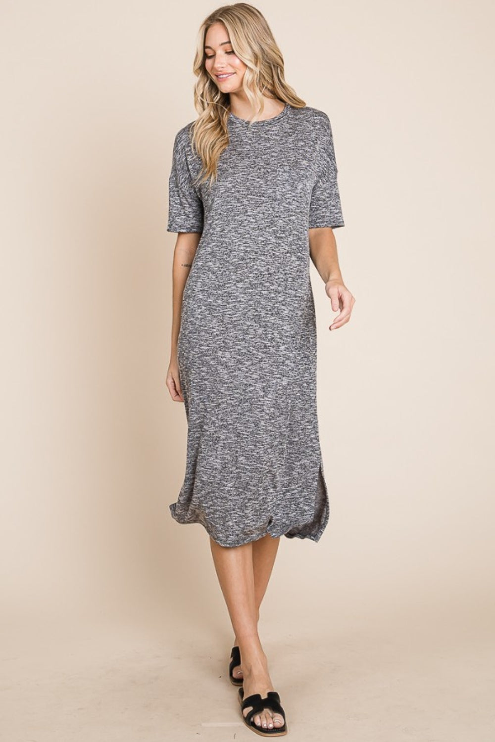 BOMBOM For The Evening Slit Round Neck Half Sleeve Midi Dress in Grey