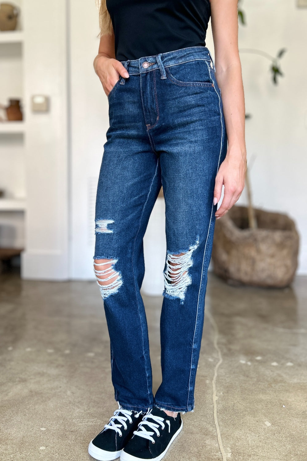Judy Blue Nana High Waist Rigid Magic Heavy Destroy Straight Jeans