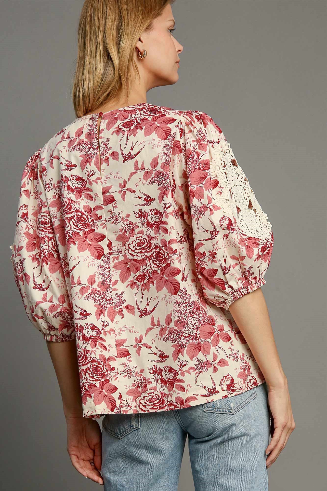 Umgee Petals and Pleats Floral Pleated Detail Lace Trim Sleeve Blouse in Pink Mix