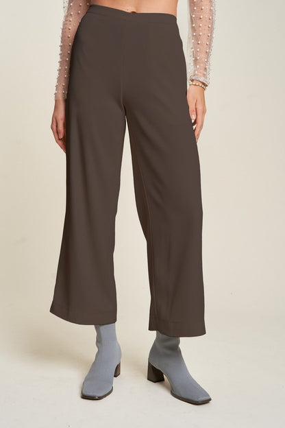 Davi & Dani Wide Awake Wide Leg Mid-Rise Pants in Chocolate