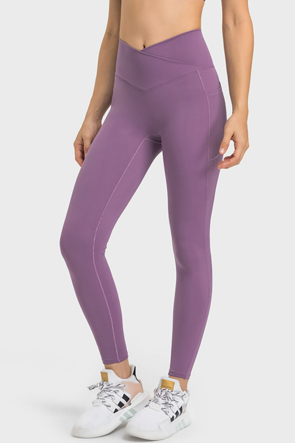 Unlimited Power V-Waist Yoga Leggings with Pockets