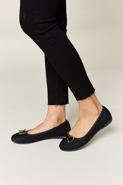 Forever Link Stepping Out Metal Buckle Flat Loafers