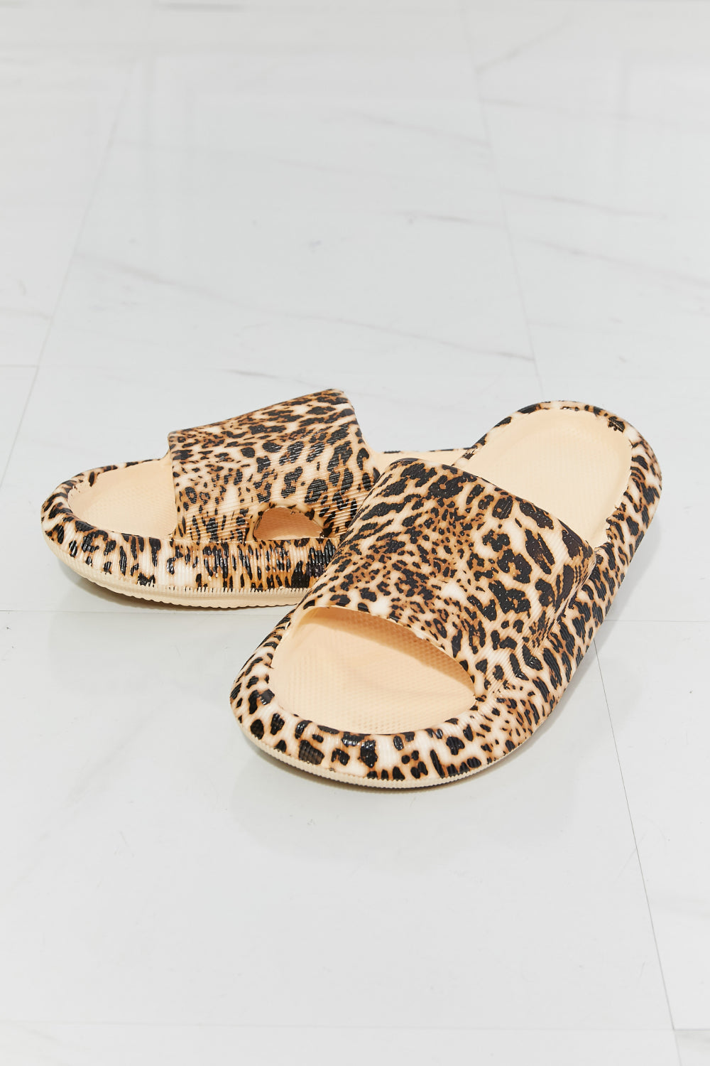 MMShoes Arms Around Me Open Toe Slides in Leopard