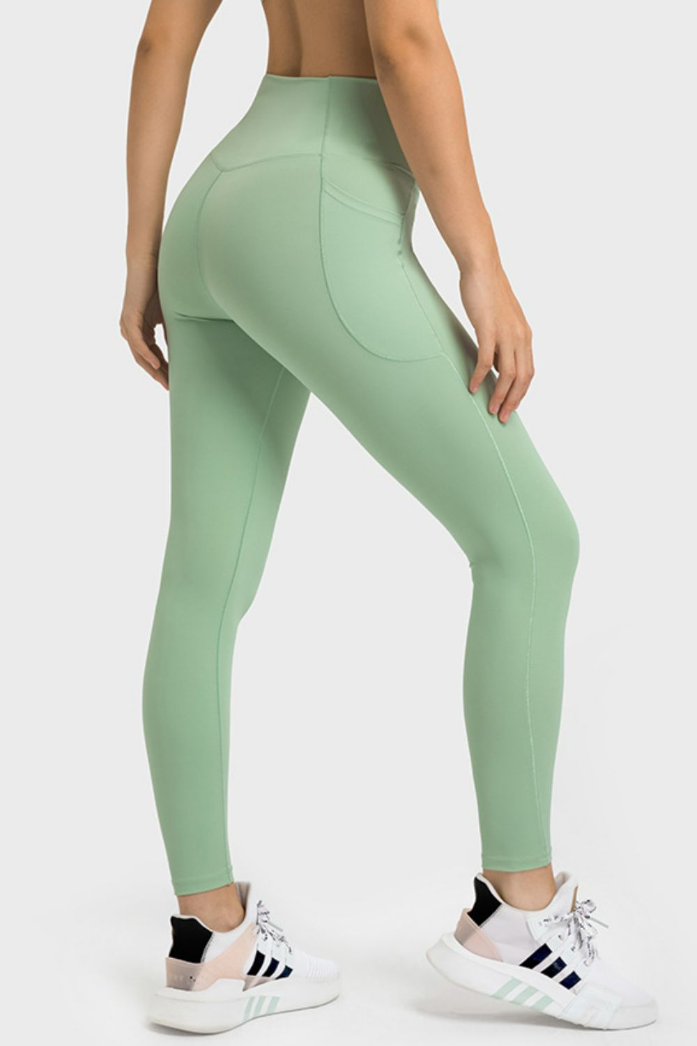 Unlimited Power V-Waist Yoga Leggings with Pockets