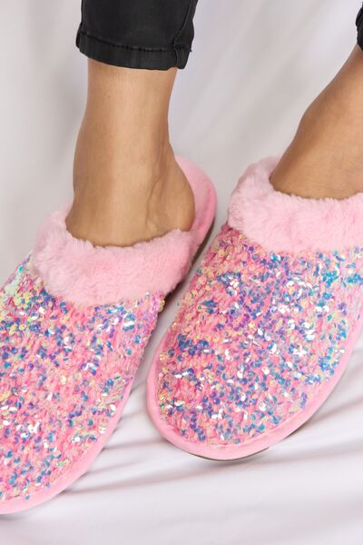 Forever Link Sprinkle with Sparkle Sequin Plush Round Toe Slippers