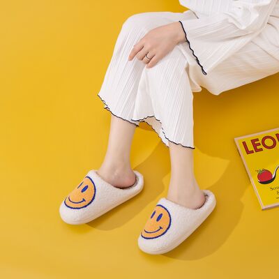 Melody A Perfect Day Smiley Face Cozy Slippers in White/Yellow/Blue