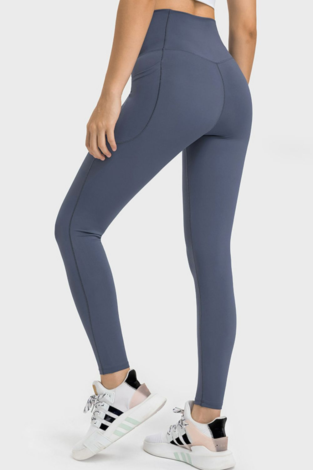 Unlimited Power V-Waist Yoga Leggings with Pockets