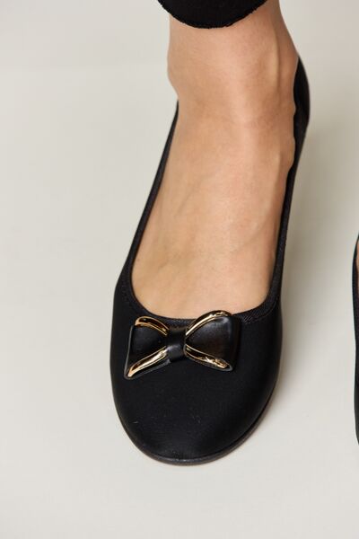 Forever Link Stepping Out Metal Buckle Flat Loafers